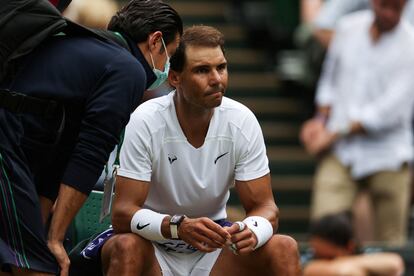 Rafael Nadal, después de perder el tercer set contra Taylor Fritz.