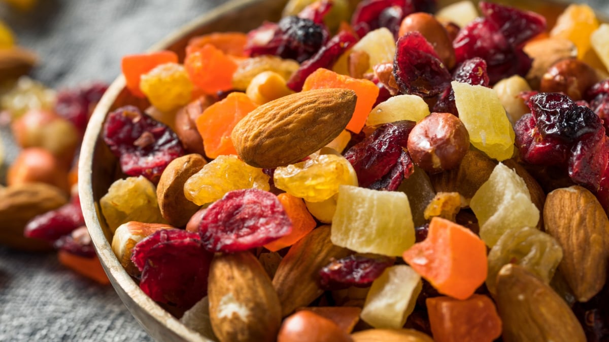 Adiós a tirar la fruta demasiado madura: el deshidratador para preparar ‘snacks’ saludables en casa