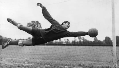 Carabajal en un entrenamiento el 5 de mayo de 1961.