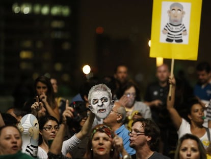Protesta contra el Gobierno de Brasil.