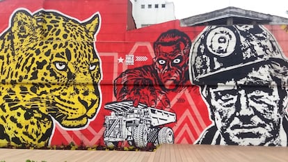 BOGOTÁ. La calle 26 se ha convertido en el museo de los grafitis de la ciudad. 