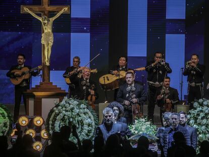 Un momento del homenaje a Vicente Fernández, en el rancho del cantante.