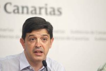 El consejero de Economía, Hacienda y Seguridad del Gobierno de Canarias, Javier González Ortiz. EFE/Archivo