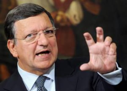 El presidente de la Comisión Europea, Jose Manuel Durao Barroso, ayer durante la rueda de prensa posterior a su encuentro con primer el ministro italiano, Mario Monti.