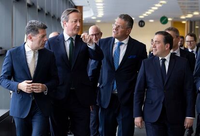 Fabian Picardo, Cameron, Sefcovic y Albares, el pasado mes de abril en Bruselas.