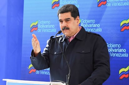 Nicolás Maduro neste domingo durante as eleições locais.