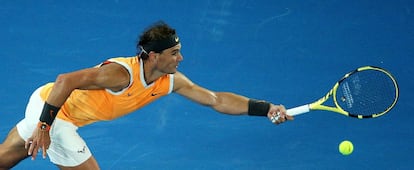 Nadal, en acción durante la final del Open de Australia.