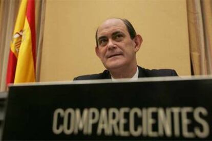 Ignacio Astarloa, ex secretario de Estado de Seguridad, durante su comparecencia ante la Comisión de Investigación del 11-M.