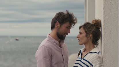 Carlos Cuevas y Marina Salas, en 'También esto pasará'.