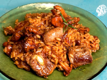 Arroz a la cazuela: la receta tradicional con la que es difícil fallar