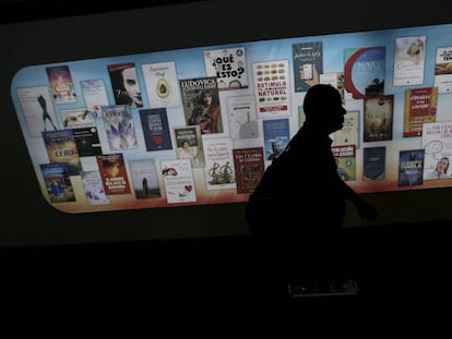 Un anuncio en la Feria Internacional de Libro de Buenos Aires, que inaugura el 21 de abril