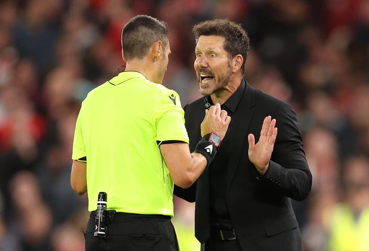 La frustración defensiva de Simeone: siete goles en cinco partidos y un mal estreno en la Champions