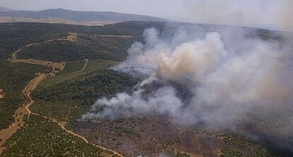 Vista aérea del último incendio en el campo de adiestramiento del Retín.