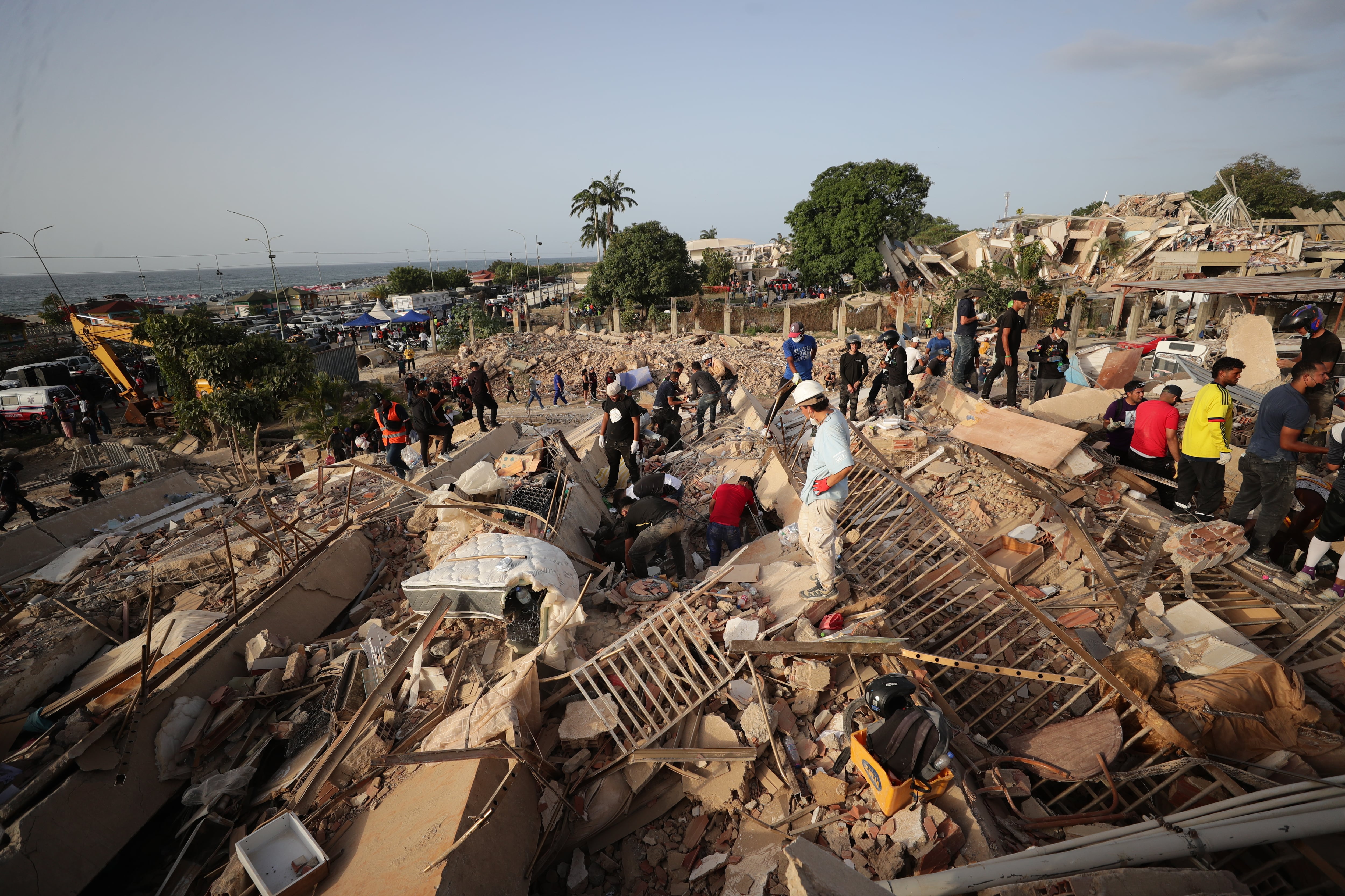 Última hora del terremoto en Venezuela, en directo | Venezuela eleva a 920 la cifra de muertos y suma más de 3.000 heridos