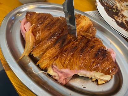 El croissant mixto de Novomundo, una fantasía desayunil