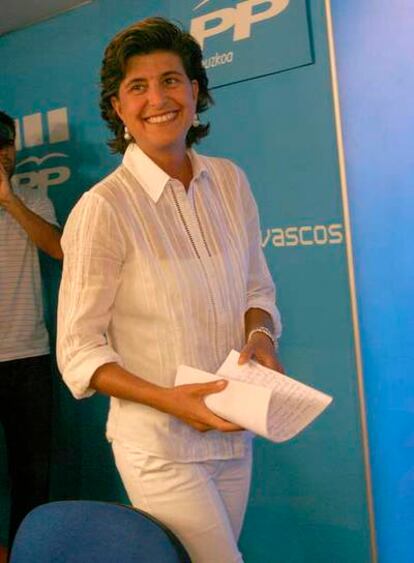 María San Gil.