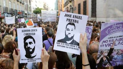 Manifestants contra la Manada.