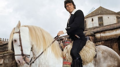 Una imagen de la serie 'Curro Jiménez', con Sancho Gracia encarnando al guerrillero.