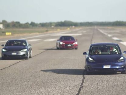 Prueba de un Tesla Model 3 vs Ferrari.