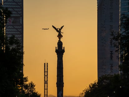 El Ángel de la Independencia en el Paseo de la Reforma en Ciudad de México.