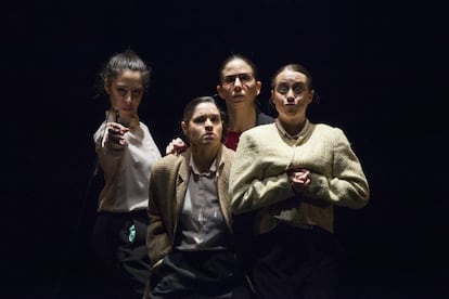 De izquierda a derecha, las actrices Ariana Cárdenas, Noemí Rodríguez, Andrea Jiménez y Esther Ramos.