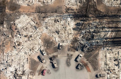 Vista aérea de un barrio calcinado en Santa Rosa, California, el 12 de octubre. Hay cientos de personas desaparecidas en los incendios masivos que han asolado la zona y que ya se han cobrado la vida de al menos 31 personas.