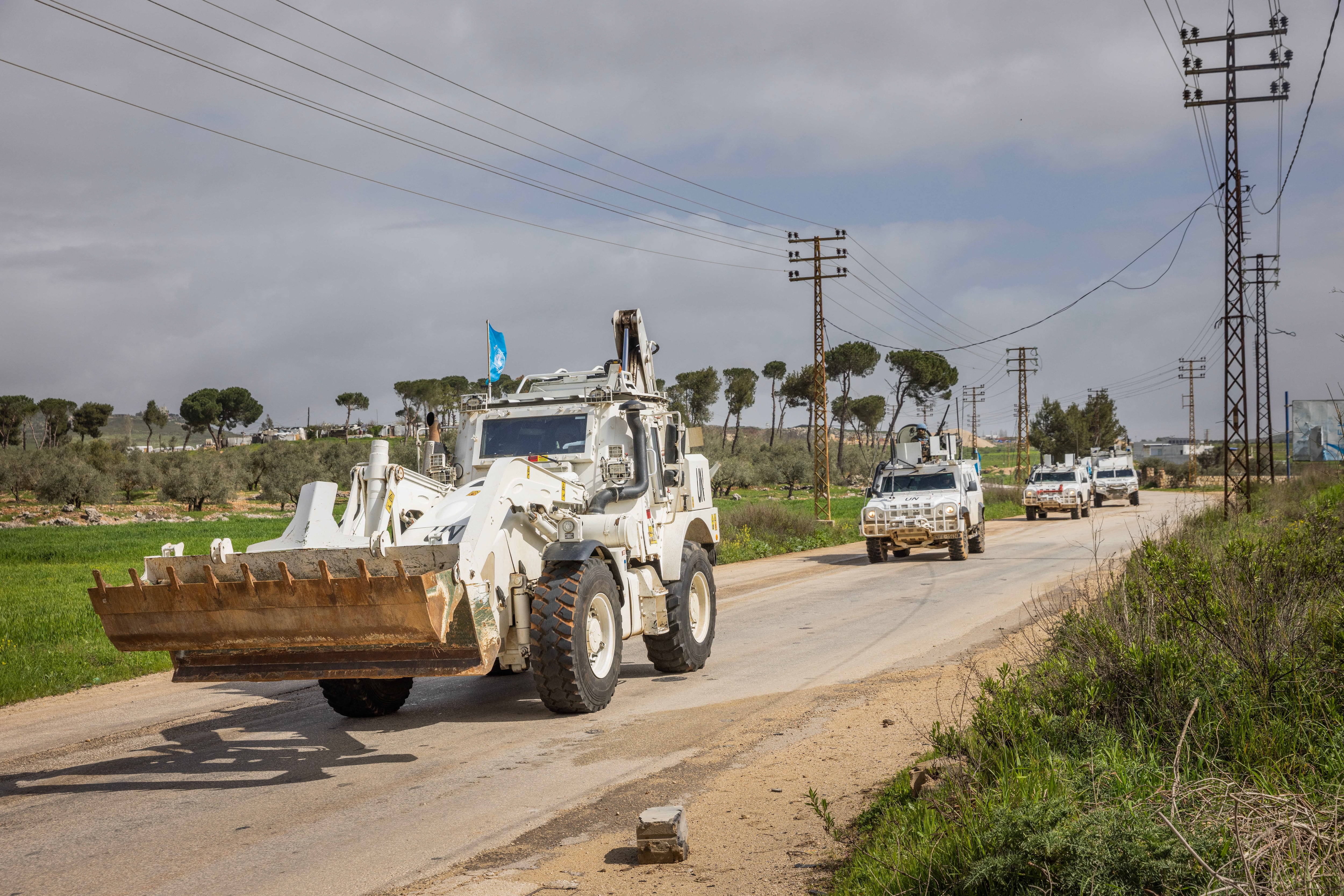Macron anuncia la muerte de un soldado francés de la ONU en Líbano y apunta a Hezbolá 