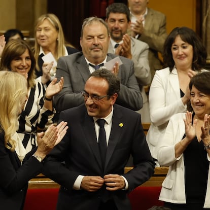 Constitución del nuevo Parlament salido de las elecciones catalanas del pasado 12 de mayo, que ha arrancado este lunes pasadas las 16:00 horas, con el exconseller Josep Rull como candidato de Junts a presidir la cámara catalana. 