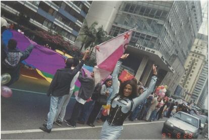 Até hoje a marcha que agora reúne milhões de pessoas acontece na Av. Paulista.