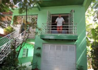 Padura em sua casa no bairro de Mantilla