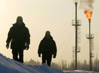 Instalaciones de la petrolera rusa Yukos en Nefteyugansk, en Siberia.