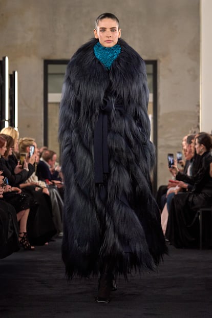 ALAÏA FALL 2025