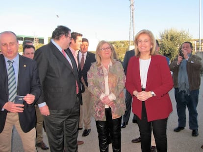 La ministra de Empleo, Fátima Báñez, visita la cooperativa El Alcázar.
 
 