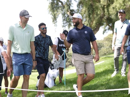 Pau Gasol, Aduritz y Jon Rahm comparten partida este jueves durante la jornada del pro-am.