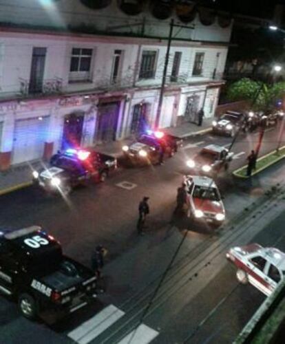 Policía, a las puertas del bar del suceso