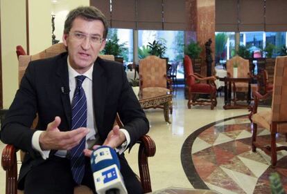 Alberto Núñez Feijóo durante su entrevista con la agencia EFE