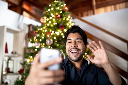 Ver lo que comparten otras personas sobre sus Navidades en redes sociales puede generar mucho sufrimiento para otros.