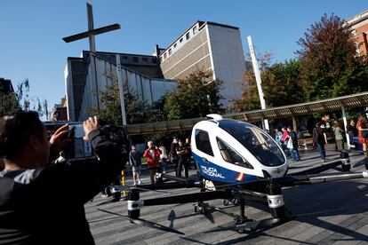 La Policía Nacional celebra en el centro en Bilbao una jornada de puertas abiertas, el día 19 de septiembre.
