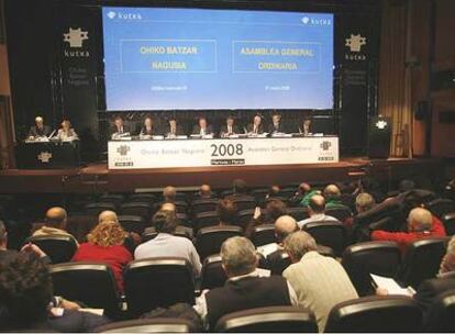 Aspecto de la última asamblea general ordinaria de la Kutxa, celebrada en San Sebastián el pasado mes de marzo.