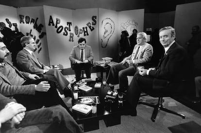 Jorge Semprún e Yves Montand frente a François Truffault en 1983 en el plató del legendario programa televisivo sobre literatura 'Apostrophe' de Bernard Pivot.