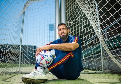 Borja Iglesias, durante su primera concentración con la Selección Española.