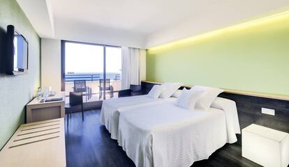 Una de las habitaciones del hotel Occidental Lanzarote Playa.