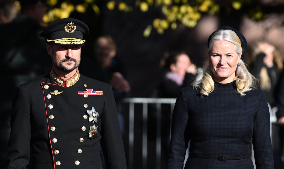 La prensa noruega publica unas imágenes de la princesa Mette-Marit con una máquina de oxígeno