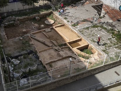 Planta de la fábrica de cerámica de Antoni Tarrés. Bajo la superficie se conservan los hornos.