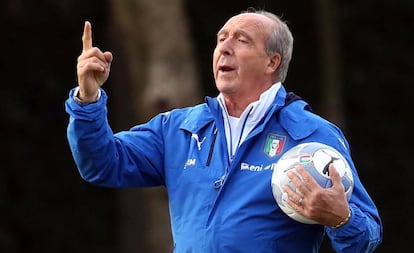 Giampiero Ventura durante el último entrenamiento de la selección italiana.