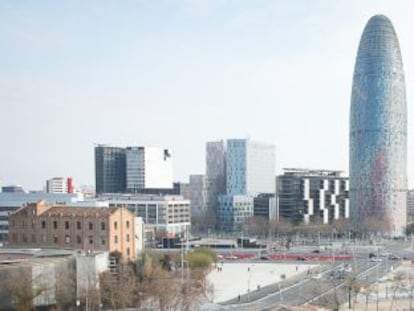 La torre Agbar, donde el grupo Grans Hyatt tiene el proyecto de reconvertirla en hotel