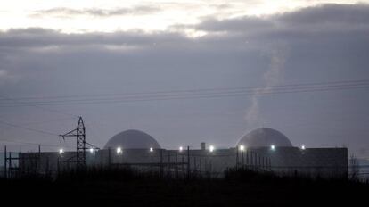 La central nuclear de Almaraz situada en el t&eacute;rmino municipal de Almaraz (C&aacute;ceres).