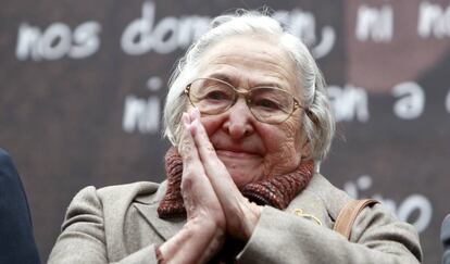 Josefina Samper, durante la despedida de Marcelino Camacho en Madrid.