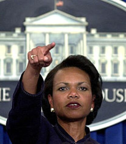 Condoleezza Rice, durante la rueda de prensa en la que explicó la comparecencia de Bush en el Congreso.