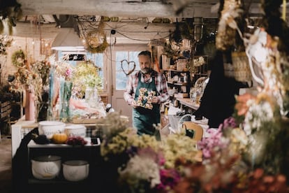 Roberto Mora en Harvest Wood & Flowers, en Cantabria.